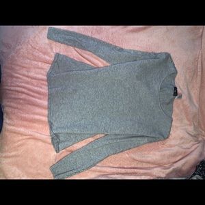 Grey long sleeve shirt
